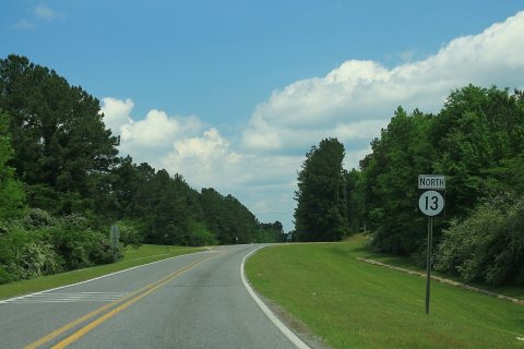MS13 North Sign