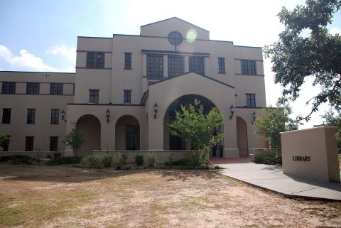 FEMA - 41491 - University of Southern Mississippi Gulf Park Campus Library