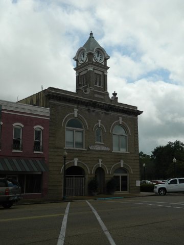City Hall, West Point, MS 01
