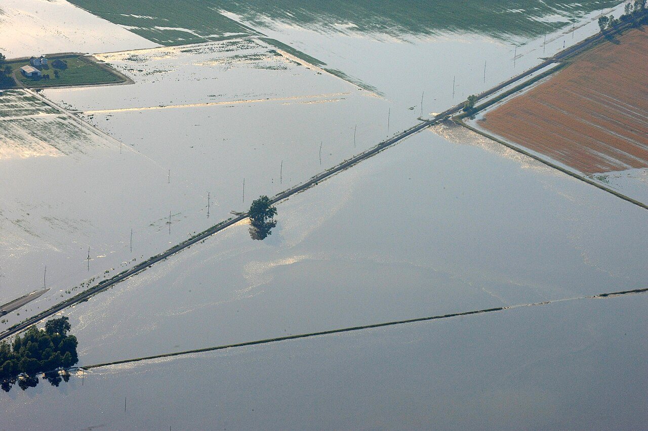 FEMA - 36503 - Aerial of flooding in Missouri - Missouri Route 79 north of