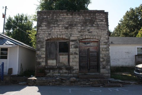 32 N Main