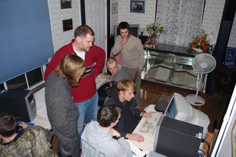 Daniel Oerther and team working to establish an internet cafe for online microtask work in rural Missouri