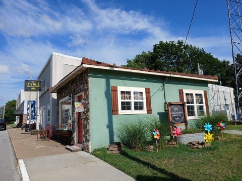 Diamond, Missouri - downtown