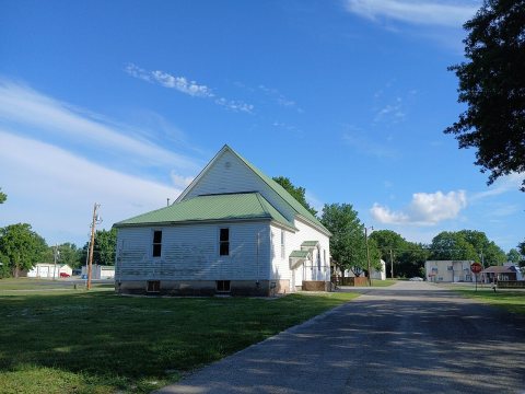 Diamond, Missouri - back of Diamond Memorial Hall