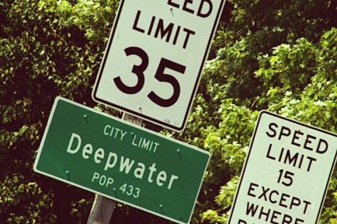 Deepwater, Missouri City Limits