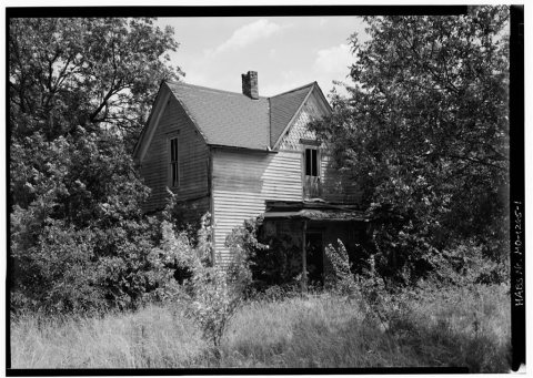 Second & Front Streets (House)