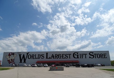 World's Largest Gift Store - Along Route 66 - Phillipsburg - Missouri - USA