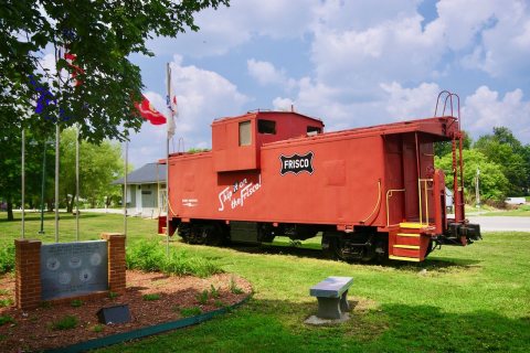 Birch-Tree-caboose-mo