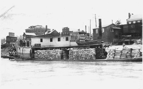 Steamer August Wohlt. Hermann (?), Missouri