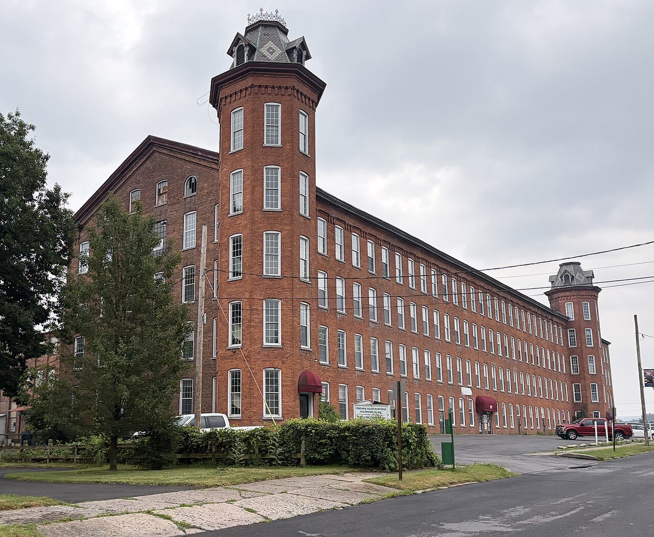 New York Mills