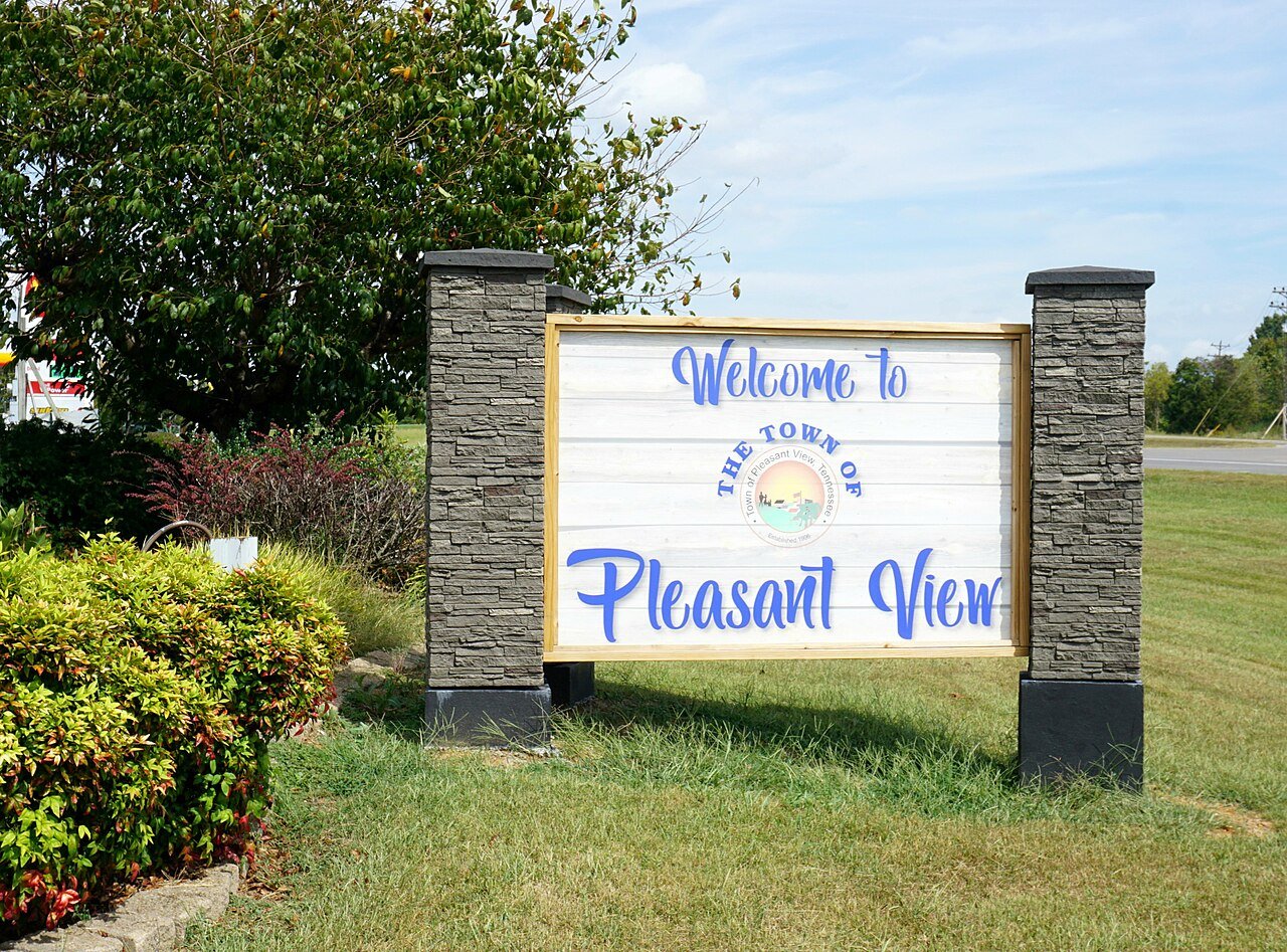 Pleasant View