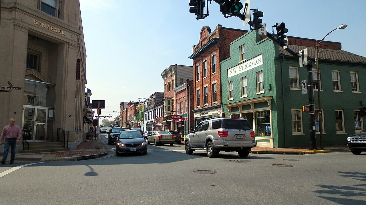 Leesburg