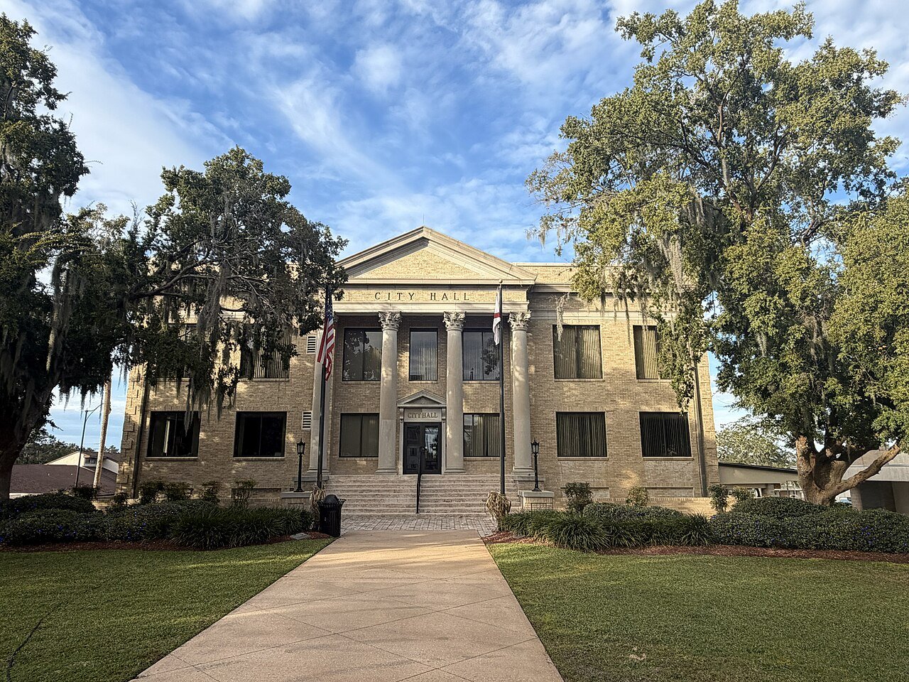 Leesburg