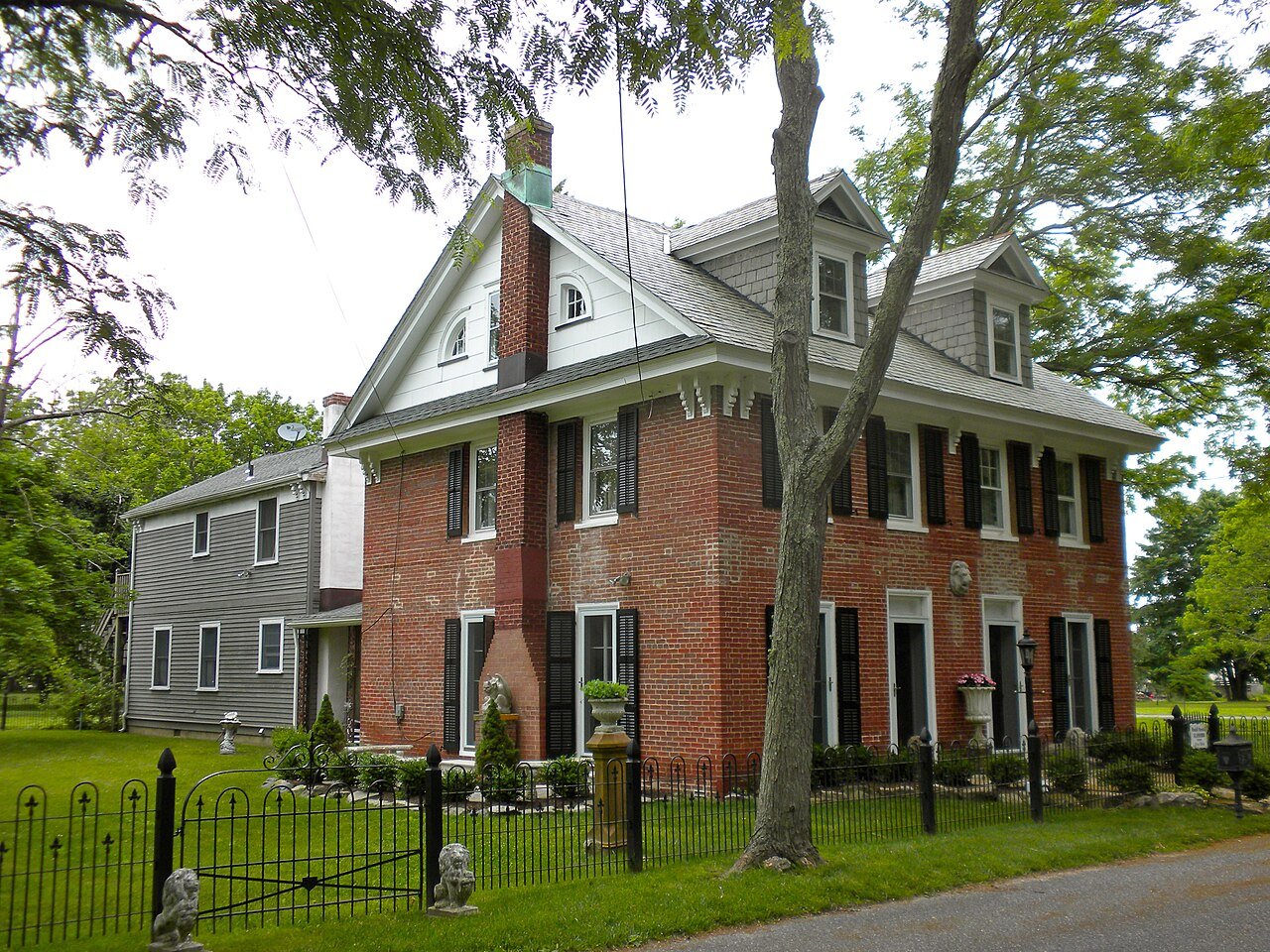 Upper