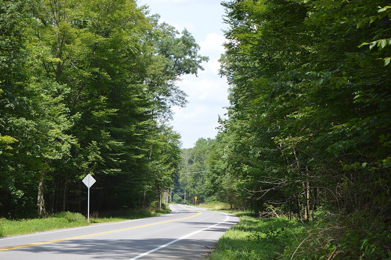 Lower Yoder Township, St. Clair Road