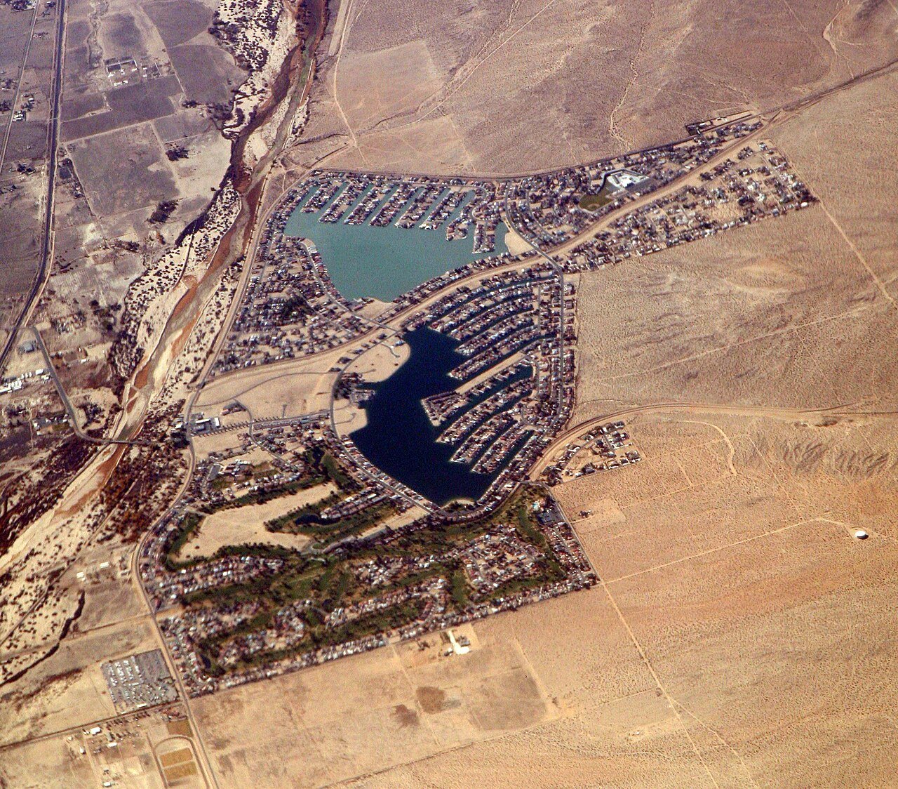 Silver Lakes