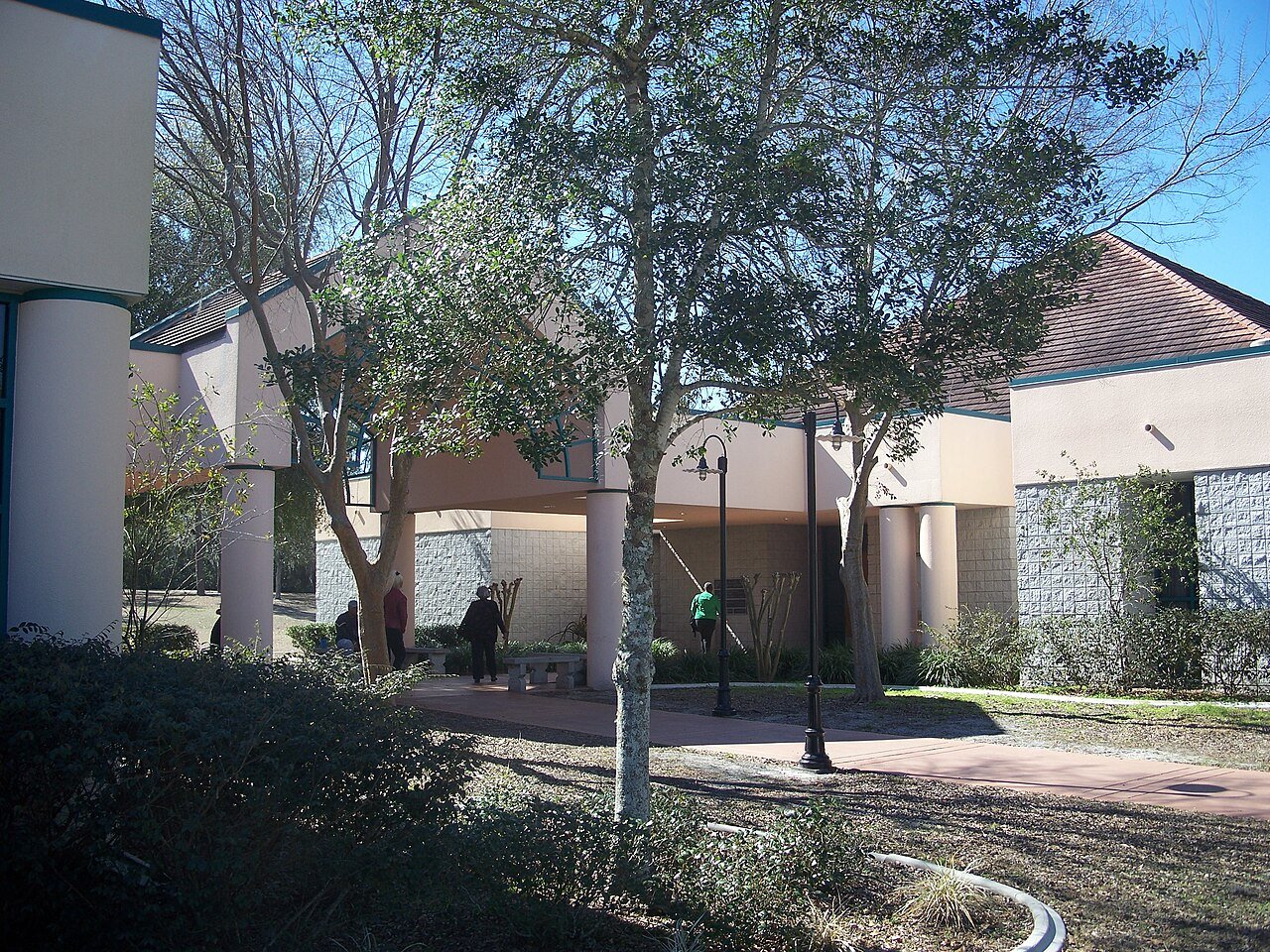 Marion Oaks