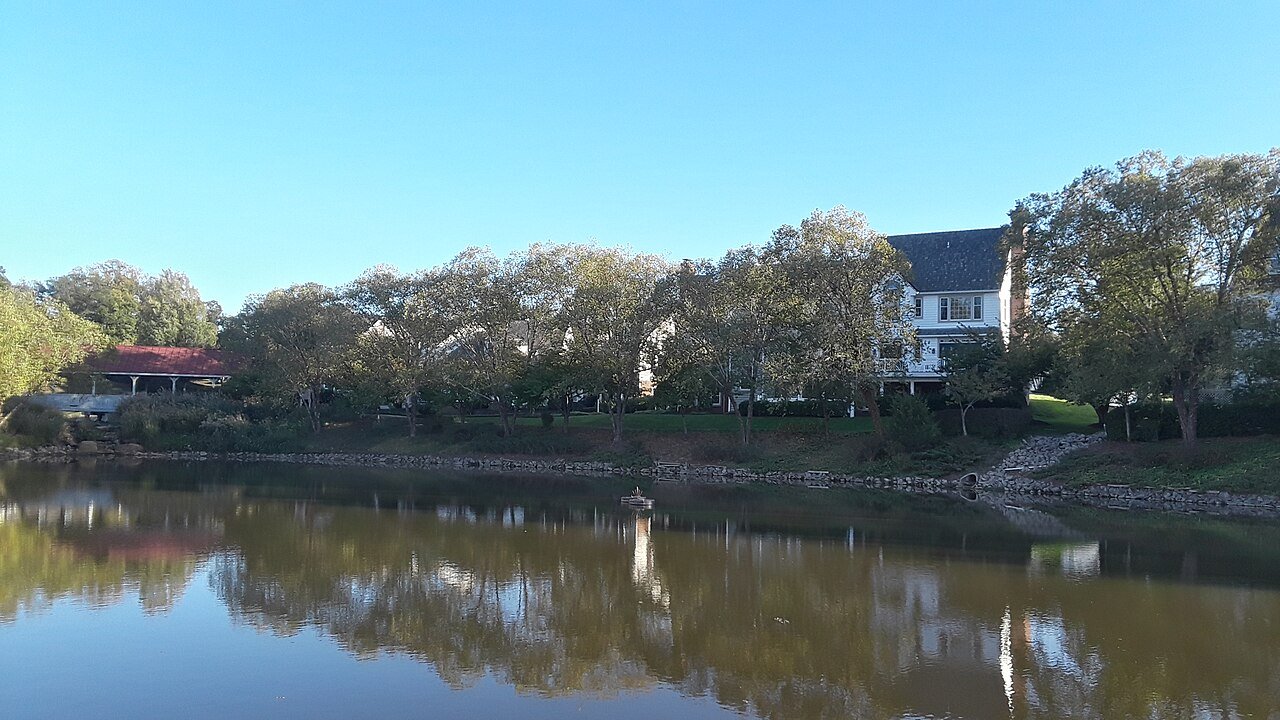 Lake Ridge