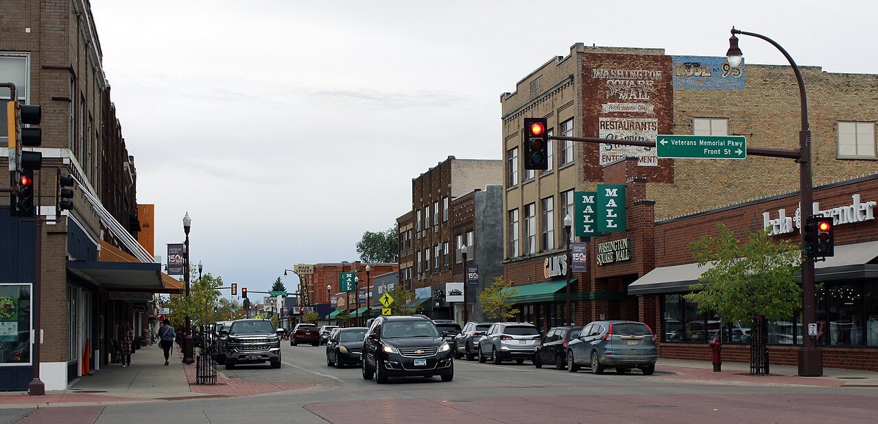 Detroit Lakes